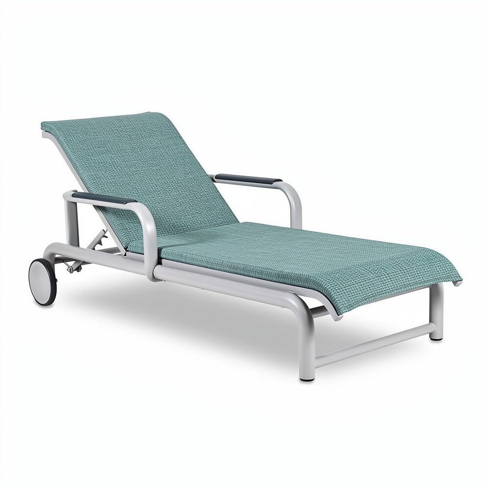 **Moderne verstelbare ligstoel van aluminium met stoffen bekleding**